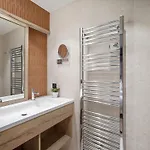 아파트 Raffine Avec Acces Pistes Et Jacuzzi - Fr-1-568-57 쿠쉐벨