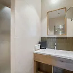 아파트 Raffine Avec Acces Pistes Et Jacuzzi - Fr-1-568-57 *