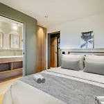 Raffine Avec Acces Pistes Et Jacuzzi - Fr-1-568-57 아파트 *