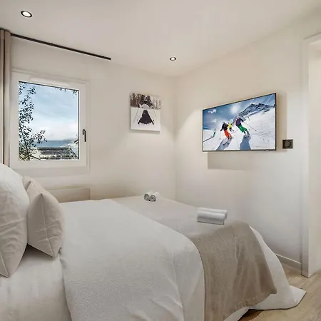 Raffine Avec Acces Pistes Et Jacuzzi - Fr-1-568-57 * Courchevel