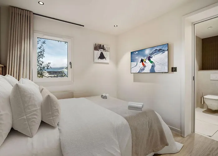 Raffine Avec Acces Pistes Et Jacuzzi - Fr-1-568-57 * Courchevel